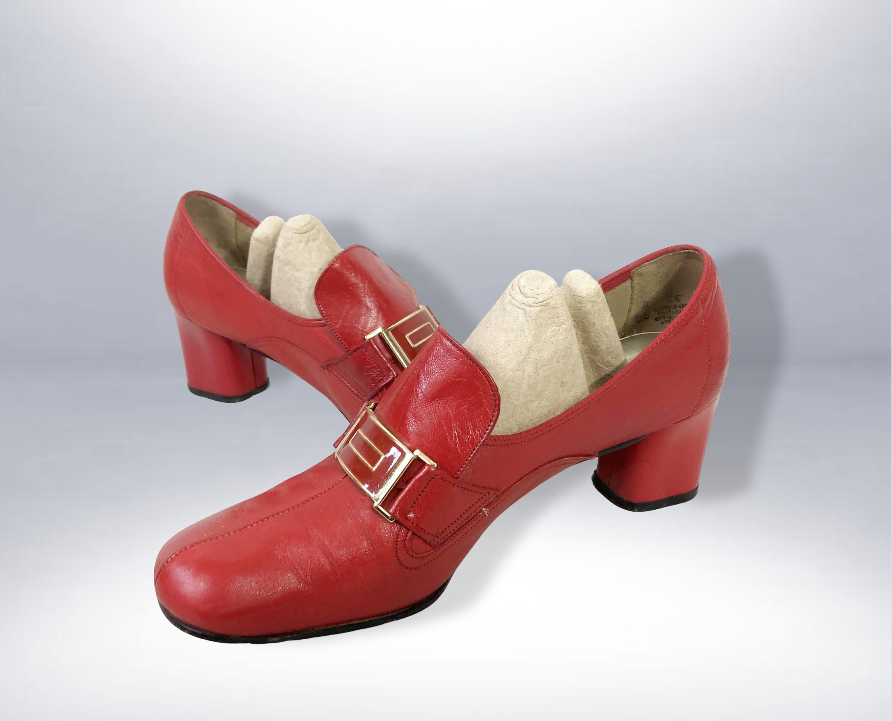 VINTAGE 60s Red Leather Brogues Block Heel Shoes by Air-step Size