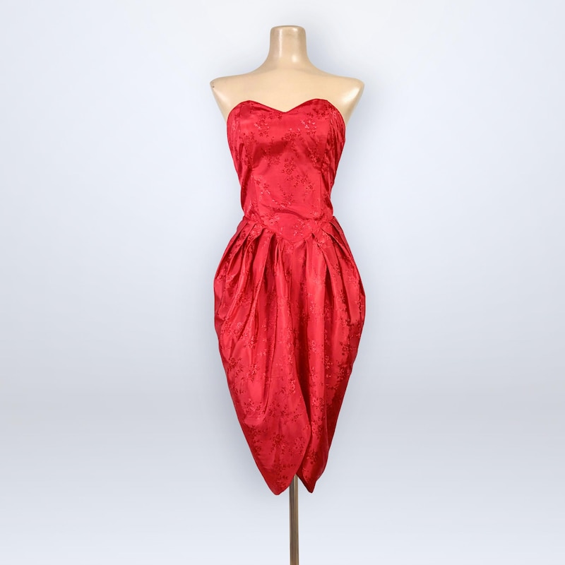 Basque Classic Patterns Basque Waist Red Dress - Etsy