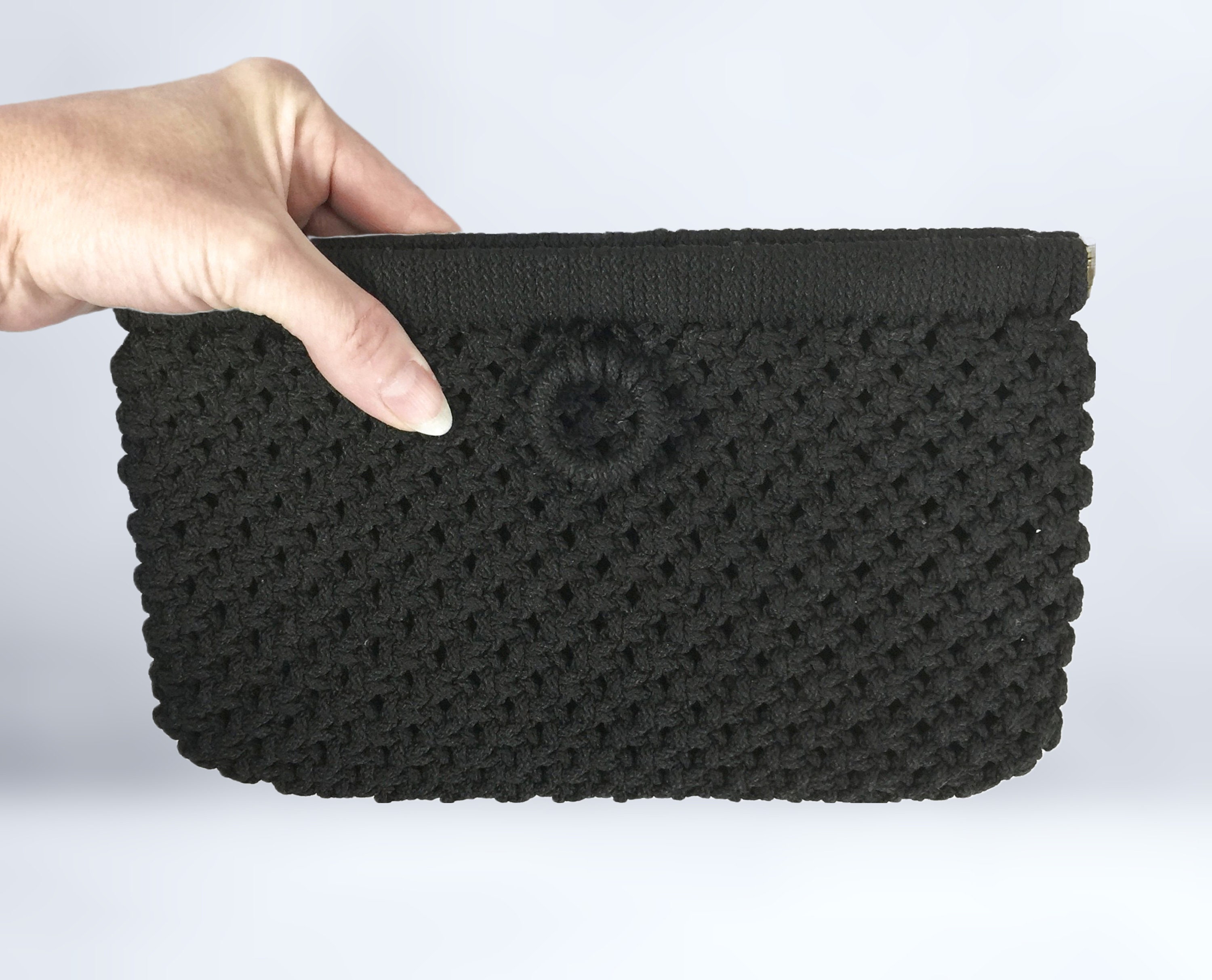 VINTAGE 60s 70s Black Macrame Crochet Flex Hex Frame Pop-Open Clutch Handbag | 1960s 1970s Purse Pocketbook | Spring Action Closure vfg 