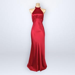 open lace back dress Elegant Red V-Neck Overskirt Lace Applique Prom Dresses main image 0