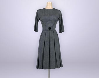Vintage 1950s Wool Dress with Big Button Detail | Darted Bodice & Pleated Skirt | Size 11 | MCM Midcentury Style | Wounded TLC | VFG