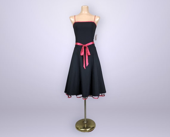 VINTAGE 00s Y2K Black Burgundy Pinup Crinoline Mini Dress Barn Flared |  VFG - Etsy Israel