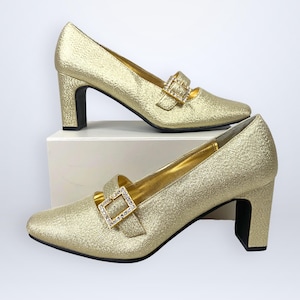 80s prom dress shoes I am absolutely head over heels for this 80s prom dress!  I still cannot  believe I got it for only $7! Such a dang steal! . . . . . . #
