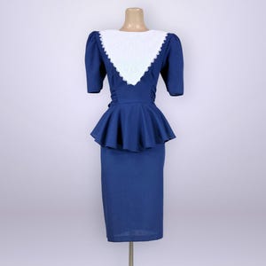 VINTAGE 80s Navy Blue & White Lace Peplum Dress by T. Juniors 9/10 | Iconic  1980 Secretary Wiggle Dress | VGF