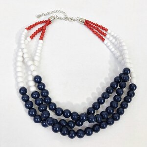 VINTAGE 70s Red White and Blue Graduated Beaded 3 Strand Necklace Patriotic 1970s 4th of July Jewelry Gumball Necklace VFG image 3