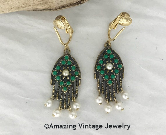 Sarah Coventry HEIRLOOM TREASURE Earrings from 19… - image 1