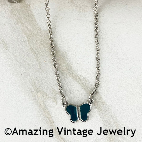 Sarah coventry outlet butterfly necklace