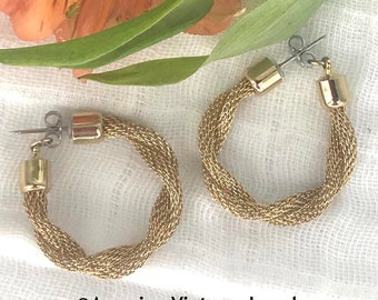 Sarah Coventry GOLDEN BRAIDS Earrings from 1976 * Vintage Sarah Coventry Earrings * Sarah Coventry Mesh Earrings * Sarah Coventry Piercd