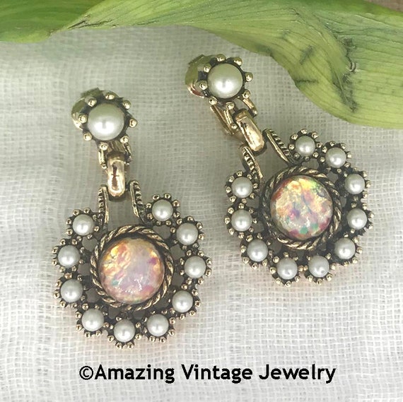 Sarah Coventry EMPRESS Earrings from 1972 * Sarah Coventry Opal Earrings * Vintage Sarah Coventry Earrings * Sarah Coventry Opal and Pearl