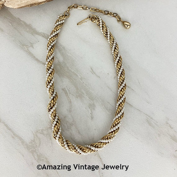 Sarah Coventry EMBRACEABLE Necklace from 1958 * V… - image 2