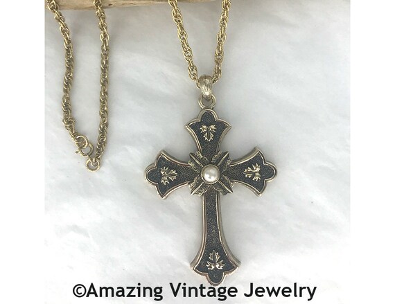 Sarah Coventry PEACE CROSS Limited Edition Necklace From 1975 Sarah Coventry Cross Necklace Vintage Sarah Coventry PEACE Necklace Etsy