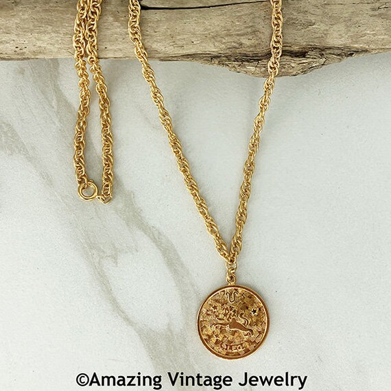 Alex and hotsell ani leo necklace
