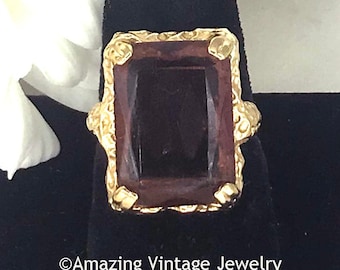 TWILIGHT Ring * Sarah Coventry * 1973 * Rectangular Amethyst Stone set in Goldtone Frame * Adjustable