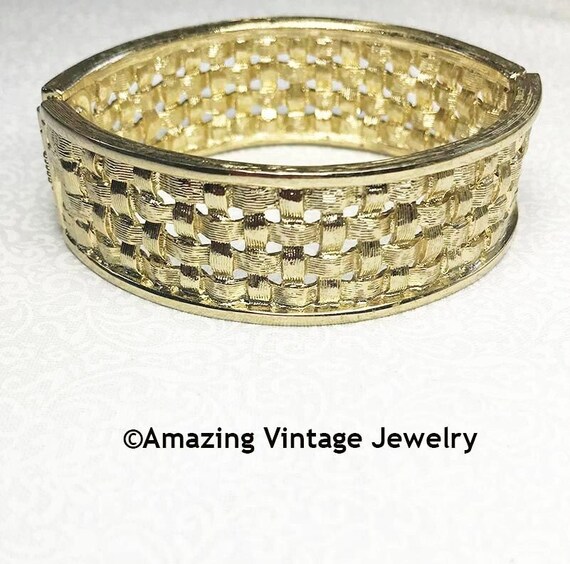 Sarah Coventry WOVEN CLASSIC Bracelet from 1964 *… - image 2