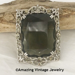 Sarah Coventry CELEBRITY Pin from 1962 * Vintage Sarah Coventry Pin * Sarah Coventry Grey Rhinestone Pin * Celebrity Pendant