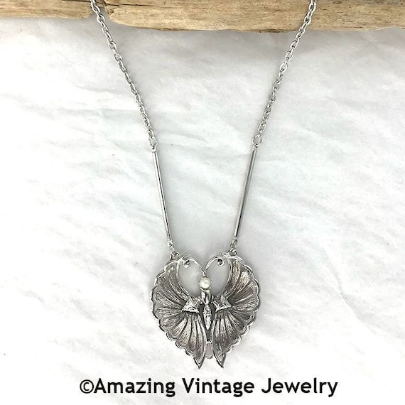 Sarah coventry cheap butterfly necklace