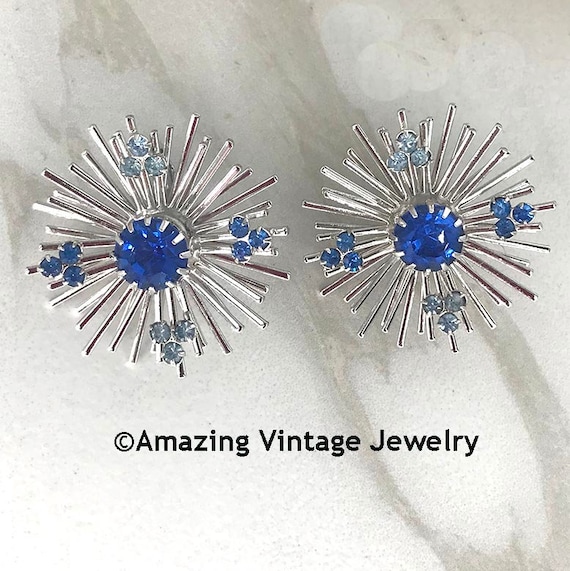 Sarah Coventry BLUE SNOWFLAKE Earrings from 1973 *