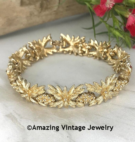 Sarah Coventry GOLDENROD Bracelet from 1976 * Sara