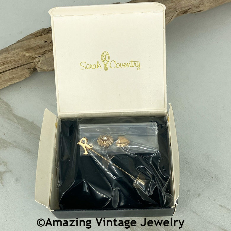 Amazing shop vintage jewelry