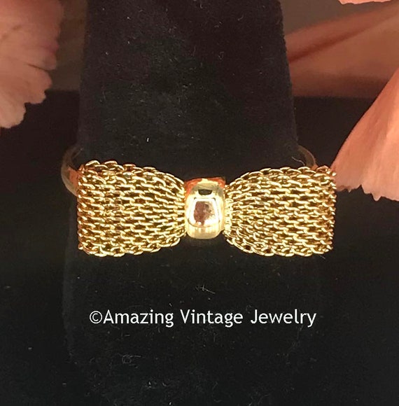 Sarah Coventry BOW TIE Ring from 1980 * Vintage Sa