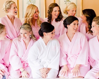 Women's Monogrammed Waffle Robe, 14 colors to choose from, personalized spa wedding party, bridesmaid robe, bride robe