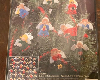 Bucilla Felt Applique ANGELS Felt Craft Kit 1996