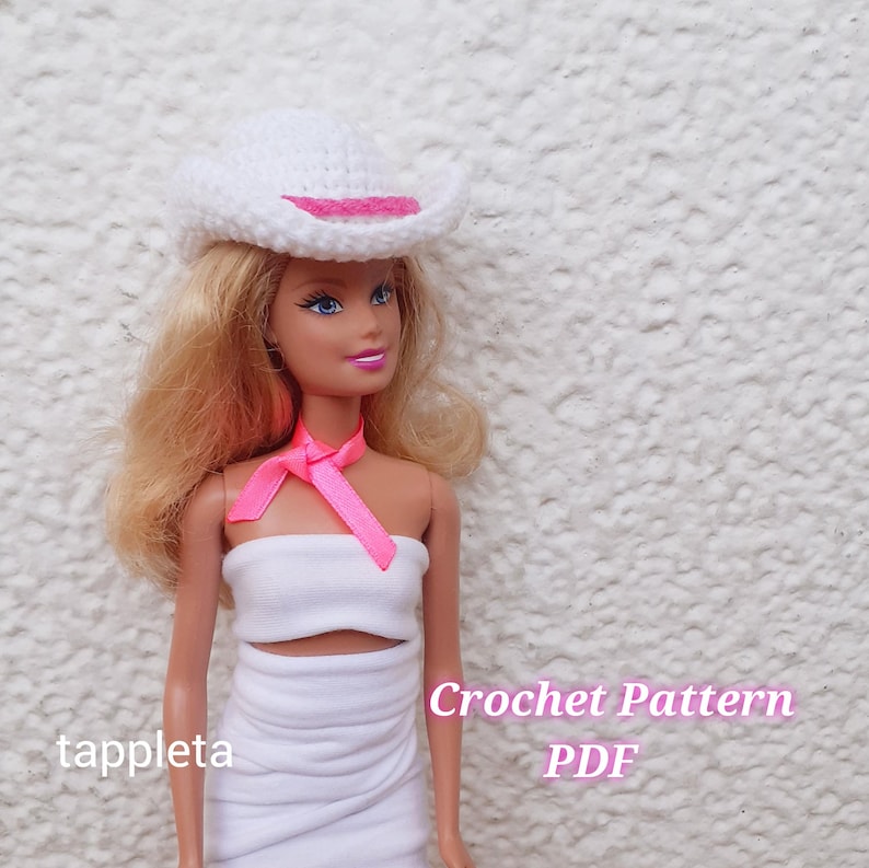 cowgirl hat crochet pattern, pink cowboy hat, small cowgirl hat pink for 11.5" doll, western style hat crochet pattern pdf, no sew pattern for beginners, barbie hat crochet, Taylor Swift cowboy like me, swiftie keychain, cowgirl bag charm, girly accessories handmade, crochet charm gift idea DIY,  cowboy car hanger, cowboy party favor, cowboy wedding favors, cowgirl room decor, cowboy garland, rodeo accessory, teacher appreciation gift, gift for friends, tappleta crochet pattern