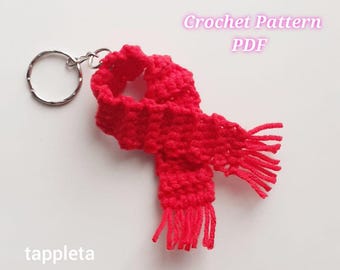 Red scarf keychain crochet pattern, bag charm for swiftie, swiftmas ornament