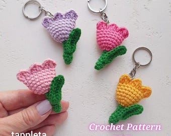 Tulip key chain crochet pattern, Mini flower crochet, Mother day gift handmade, Wedding favors, Teen girl backpack charm cute purse acessory