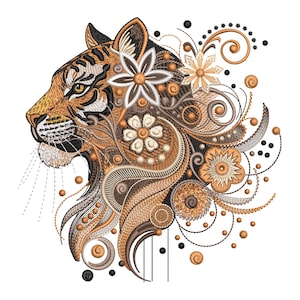Può includere: Ricamo dettagliato della testa di una tigre di profilo, con motivi intricati e accenti floreali. Il design utilizza sfumature di marrone, oro e nero, con delicati vortici e motivi floreali. L'occhio della tigre è giallo brillante.