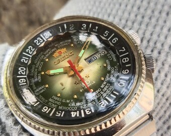 Vintage Orient WD Y469622-7A World Time Diver Automatic Men's