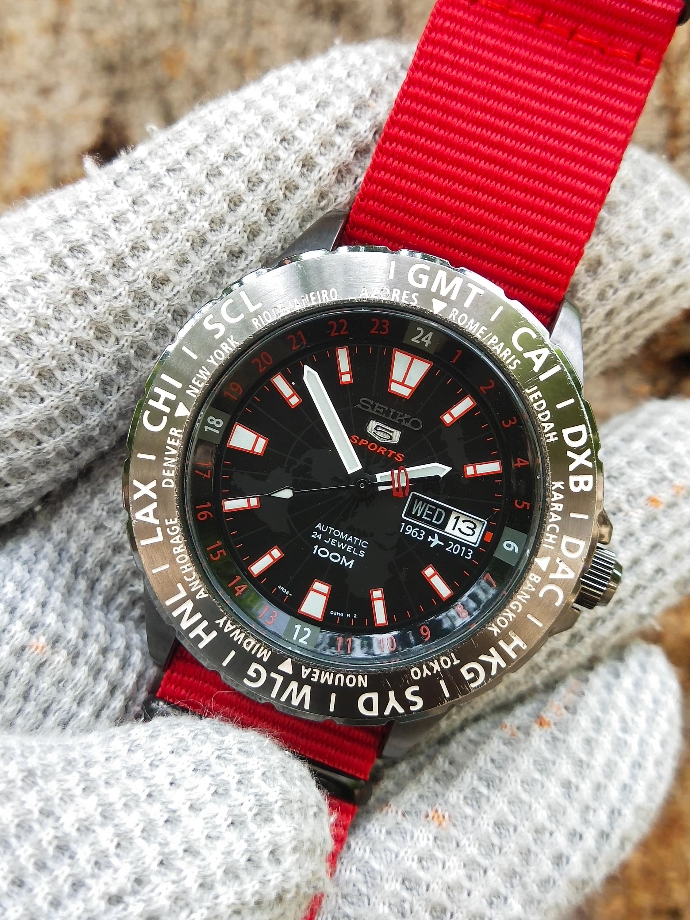 Rare Seiko 5 Sports 4R36-02M0 50th Anniversary GMT Day Date Rare Seiko 5 Sports 4R36-02M0 50th Anniversary GMT Day Date