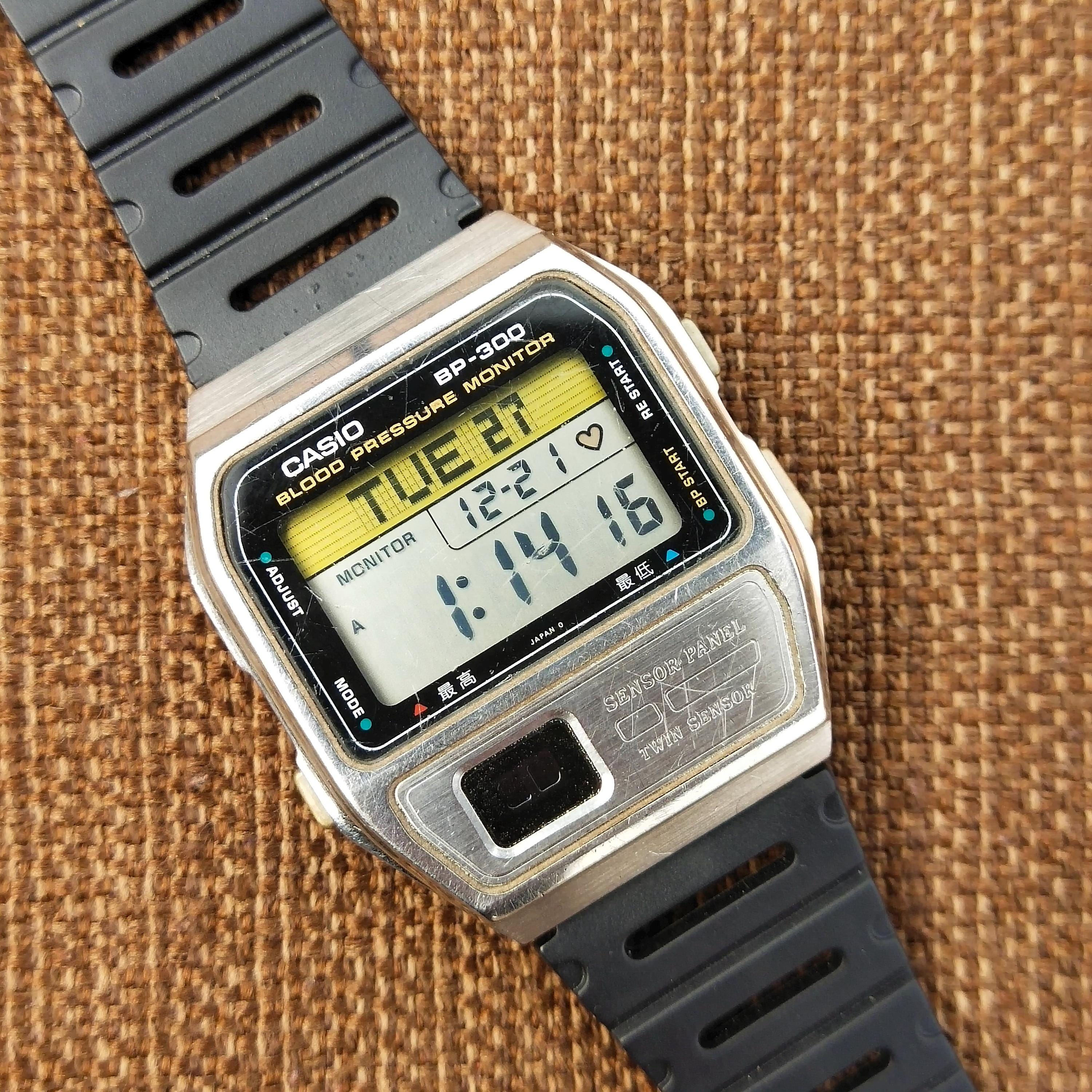 CASIO BP-300 血圧モニター腕時計　電池交換済み　稼働品　美品 Vintage Casio BP-300 Blood Pressure Monitor Digital Watch - Etsy