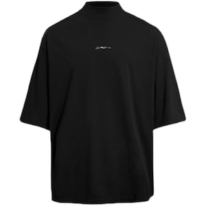 Camiseta básica de manga larga con logotipo pequeño