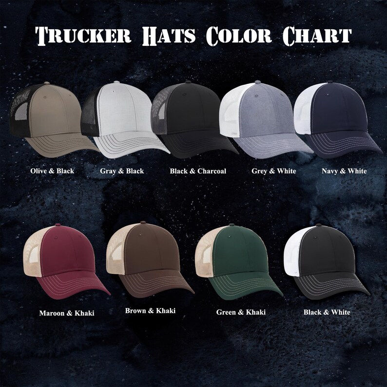 Pu&ograve; includere: Una tabella colori che mostra vari cappellini da camionista. I cappellini sono disponibili in una variet&agrave; di colori, tra cui oliva e nero, grigio e nero, nero e carbone, grigio e bianco, blu navy e bianco, bordeaux e kaki, marrone e kaki, verde e kaki e nero e bianco.