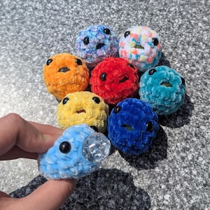 Amigurumi anti-stress balls/ crochet anti-stress balls/ chenille wool with safety eyes/ in various colors