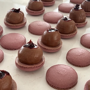Macarons Fillings, Cherry Chocolate Filling Macarons, Macarons Ganache, Macarons Recipe, Digital Macarons Recipe, Macarons Recipe Fillings