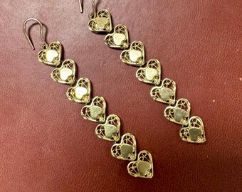 Überarbeitete Vintage 10k Herz Hängeohrringe - Nachlassstück