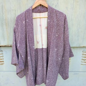 Vintage Japanese Haori Kimono Jacket – Soft Plum Leaf Pattern