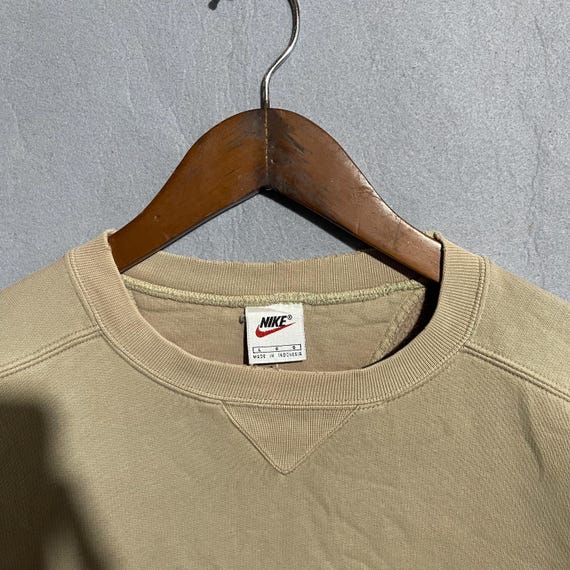 Vintage 90s Nike Small Swoosh Crewneck Sweatshirt (beige, Made in