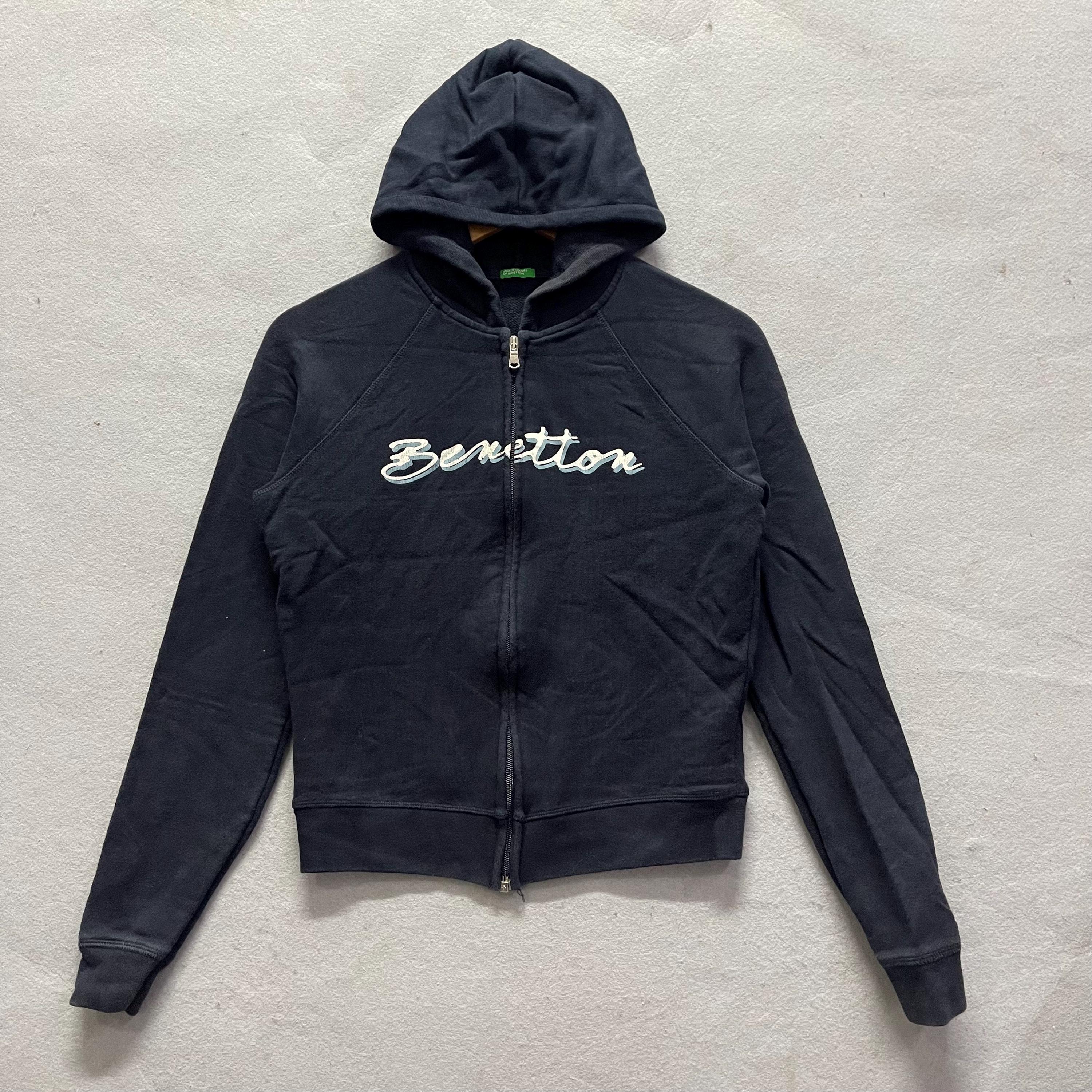 BENETTON　黒 ナイロン ウィンドブレーカー フード付き　BENETTON Vintage United Colors of Benetton Zip-up Hoodie - Etsy