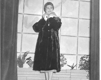Pretty Young Woman Fur Hat Coat Fur Collar Necklace Portraiture Women/'s Fashion Original AntiqueVintage Portrait Photograph