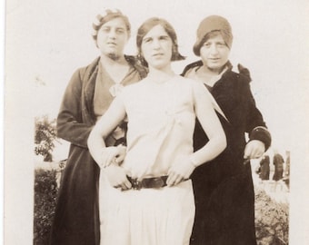 Vintage Photo - Flapper Girlfriends - 1920's Original Found Photo - Fashion - Black & White - Snapshot -Vernacular Photo