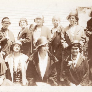 Vintage Photo - Women in Hats - 1930s Original Found Photograph - 12 Women - Black & White Snapshot