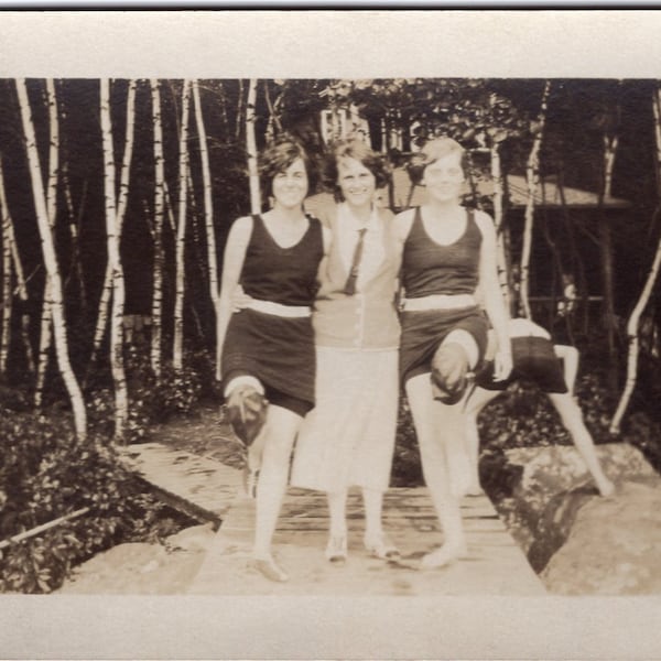 Vintage Photo - Women in Swimsuits Balance Bathing Cap on Knee - 1920's Original Found Photo -  Black & White Snapshot