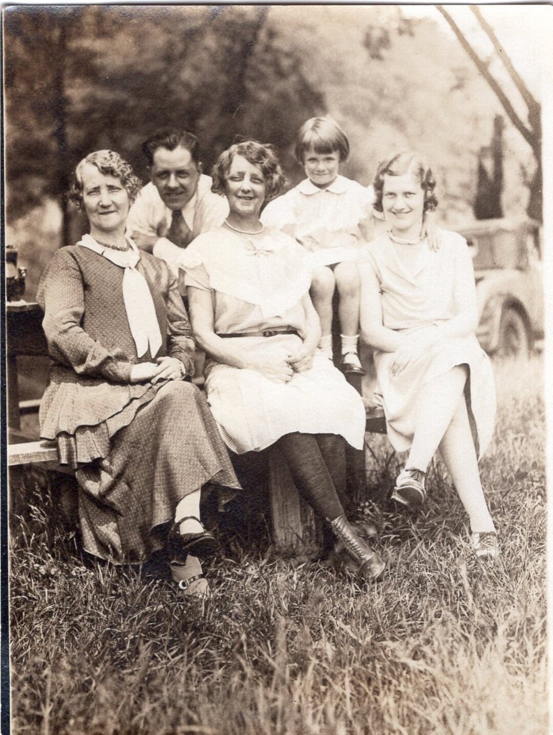 Vintage Photo Family Gathering Everyday Life 1930s Original Found