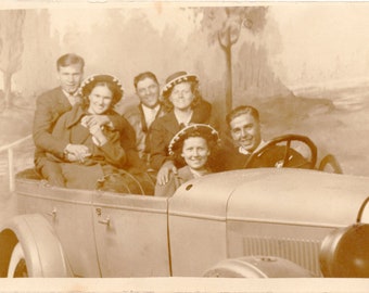 Antique RPPC Real Photo Postcard - Fashionable Friends Having Fun - 1920-1935 Women in Hats - Three Couples