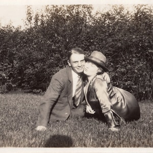 Vintage Photo - Cheek Kiss - Couple in Love - 1930&#39;s Original Found Photo - Black & White - Vernacular Photo