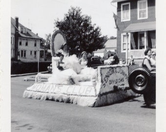 Vintage Photo - Parade Float - Womans Club Senior and Junior Divisions - 1950s Original Found Photo - Black & White Snapshot