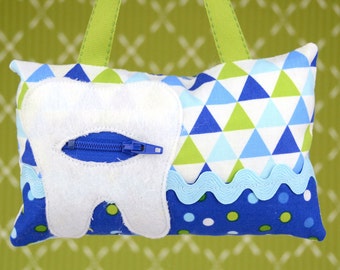 Tooth Fairy Pillow- In Remix by Ann Kelle for Robert Kaufman-Triangles in Royal and Green